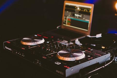 DJ, Quiz & Musikproduktion”